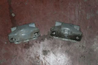 MİTSUBİSHİ L200 BAGAJ KAPAK MENTEŞESİ ÇIKMA