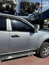 MİTSUBİSHİ E-5 L200 SAĞ ÖN KAPI