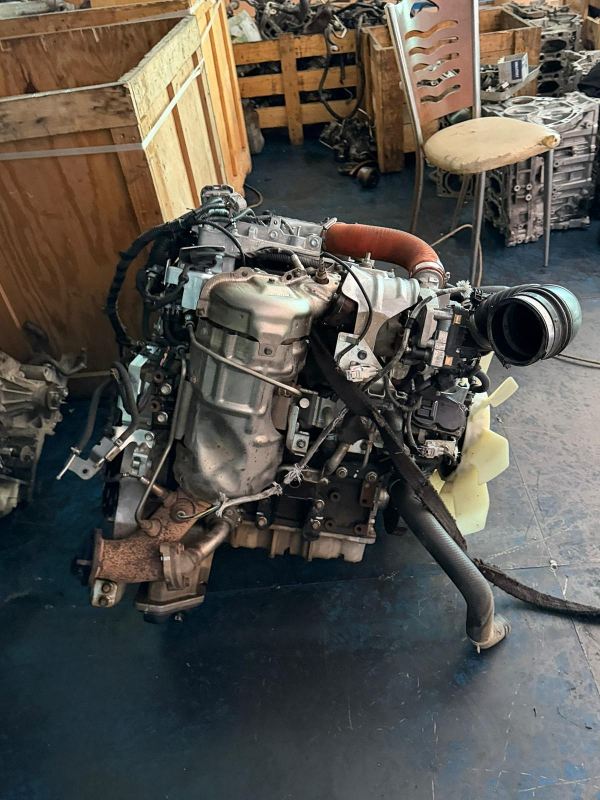 İSUZU DMAX 2021-2025 V CROSS EURO 7 MOTOR